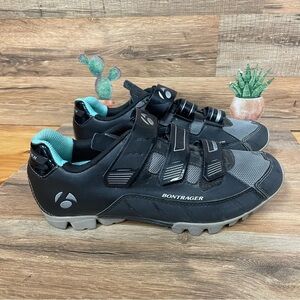 Bontrager Evoke Women's Mountain Bike Shoe cyclist size 9.5/41